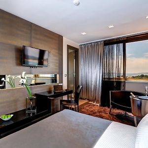 The View Luxury Rooms